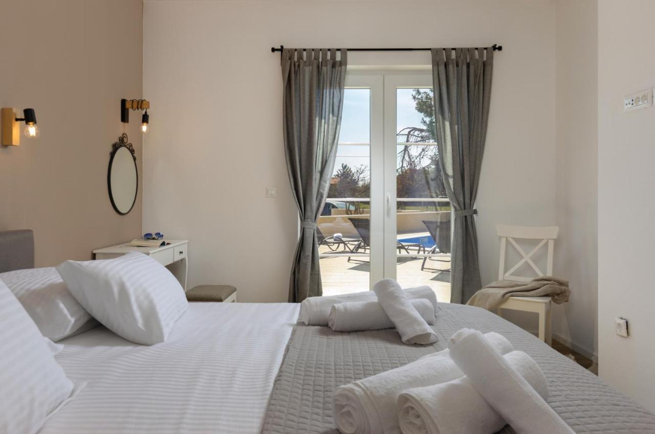 Villa Mediterra Prima Nin Eksteriør billede