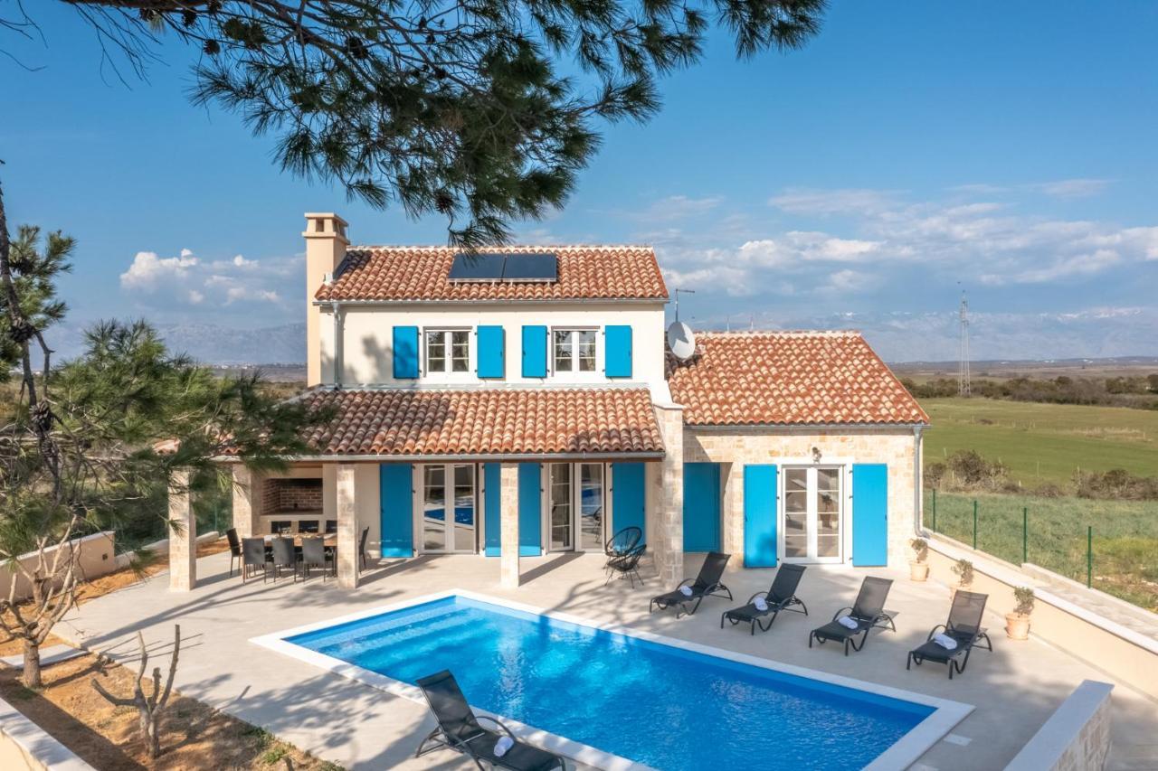 Villa Mediterra Prima Nin Eksteriør billede